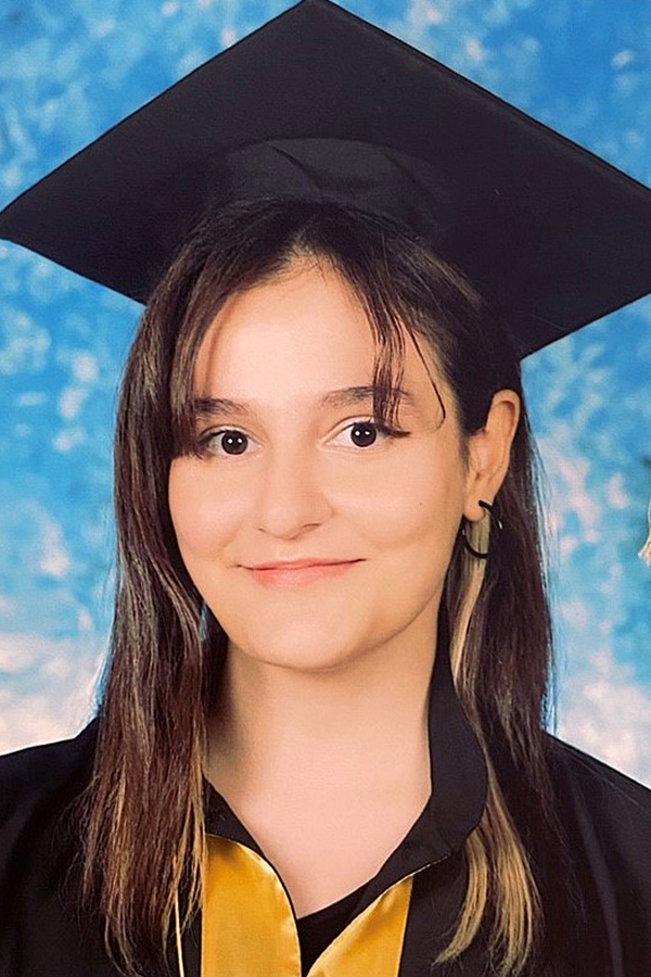 Berra Madran’20 Cardiff Üniversitesi Değişim Programı İçin Destek Çağrısı